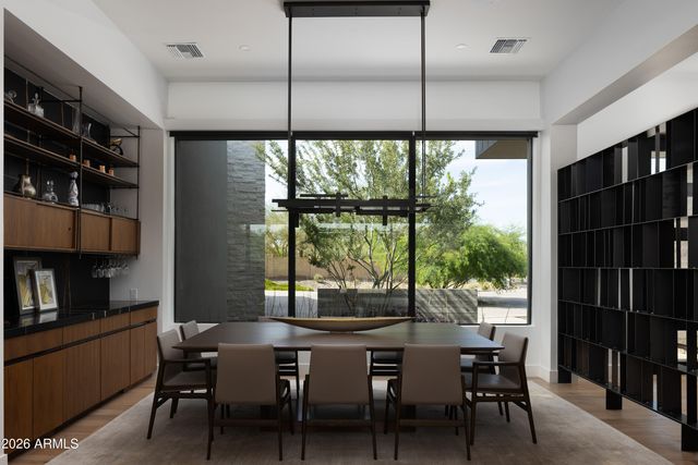 8513 N 48TH Place, Paradise Valley, AZ 85253