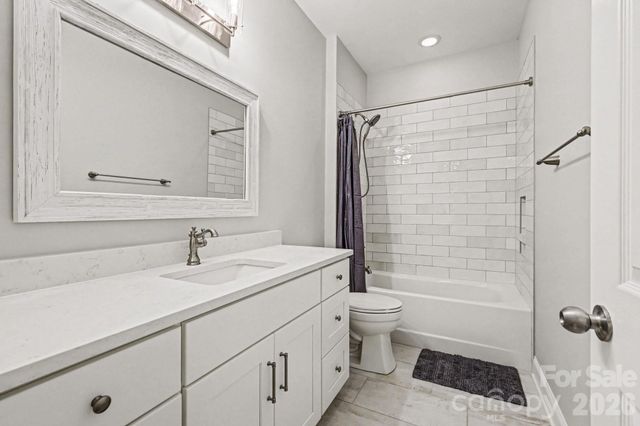 1022 Fleming Lane, Matthews, NC 28104