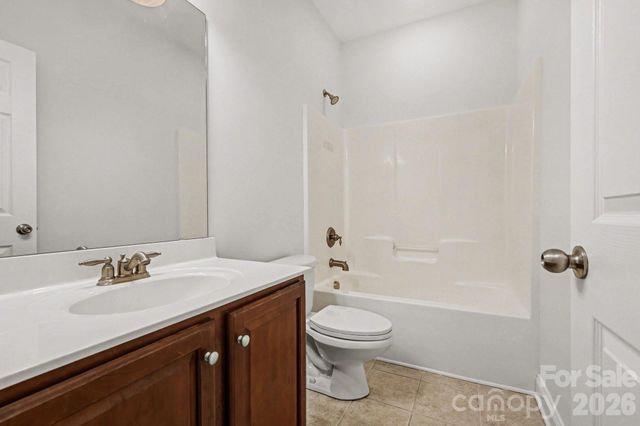 1022 Fleming Lane, Matthews, NC 28104