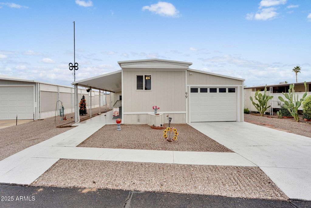 747 E GERMANN Road 99, San Tan Valley, AZ 85140