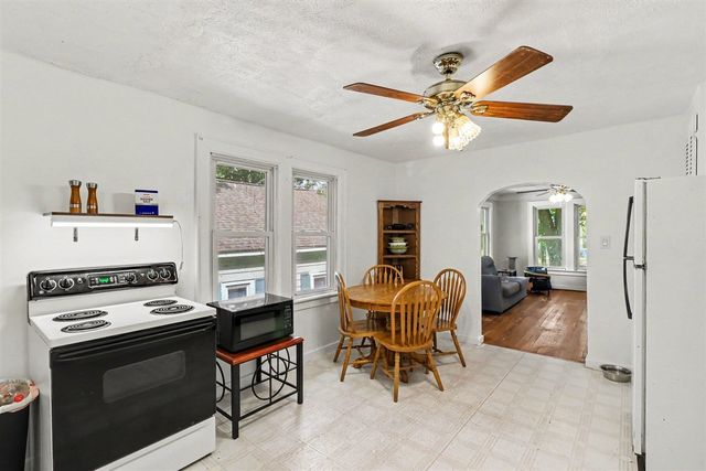 425 Garland Street, Kalamazoo, MI 49001