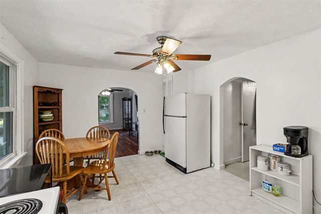 425 Garland Street, Kalamazoo, MI 49001