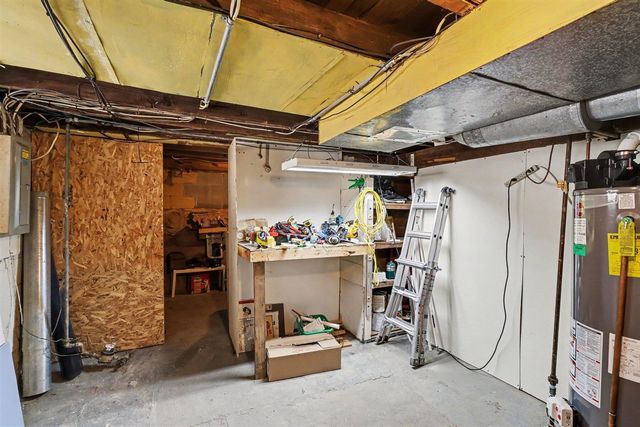 425 Garland Street, Kalamazoo, MI 49001