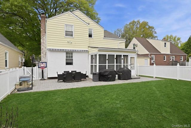 79 Raff Avenue, Floral Park, NY 11001
