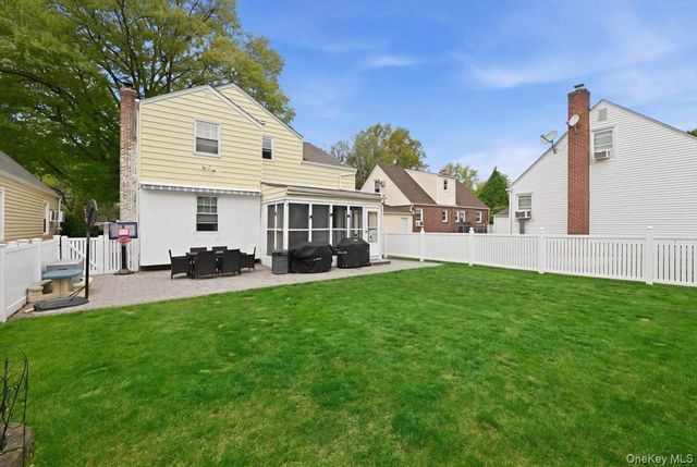 79 Raff Avenue, Floral Park, NY 11001