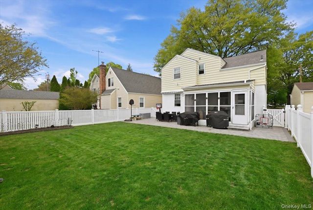 79 Raff Avenue, Floral Park, NY 11001