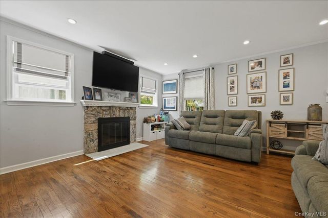 79 Raff Avenue, Floral Park, NY 11001