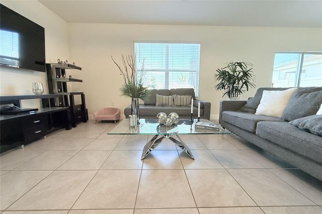 8406 HARDY BAY LOOP, Wesley Chapel, FL 33545
