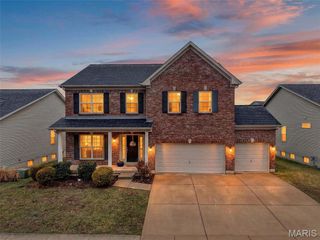 507 Country Chase Drive, O'fallon, MO 63367
