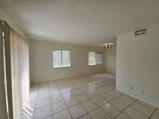 2059 NW 56th Avenue #29-B, Fort Lauderdale, FL 33313