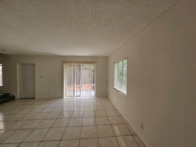 2059 NW 56th Avenue #29-B, Fort Lauderdale, FL 33313