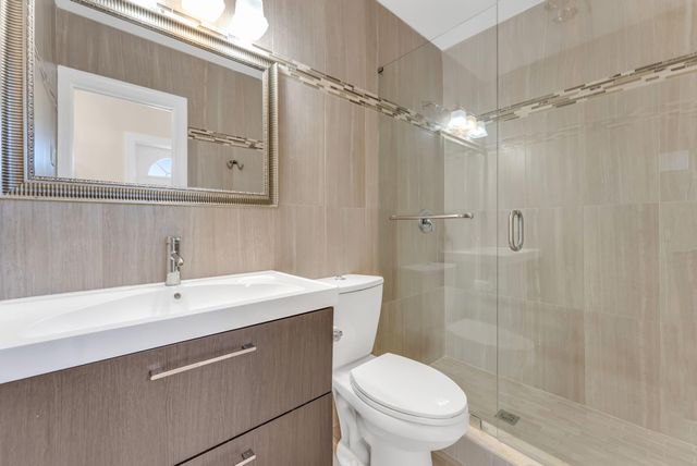 2940 NE 19th Street, Pompano Beach, FL 33062