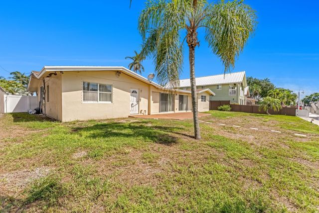 2940 NE 19th Street, Pompano Beach, FL 33062