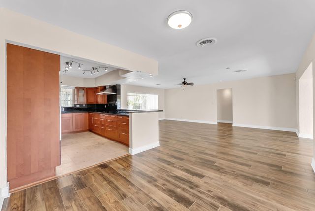 2940 NE 19th Street, Pompano Beach, FL 33062