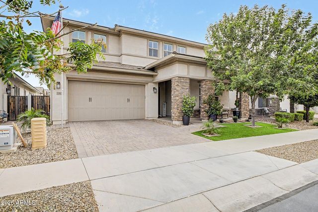 20873 E ARROWHEAD Trail, Queen Creek, AZ 85142