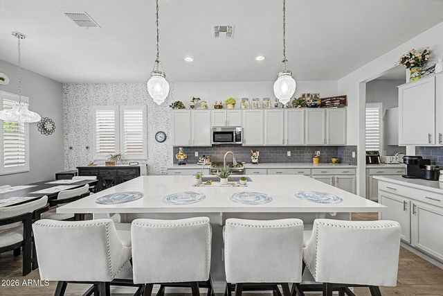 20873 E ARROWHEAD Trail, Queen Creek, AZ 85142