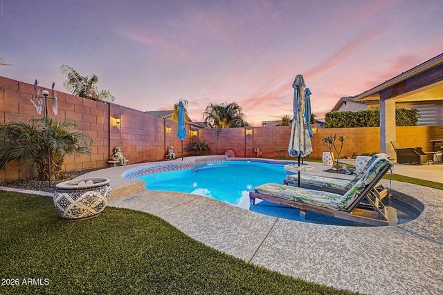 20873 E ARROWHEAD Trail, Queen Creek, AZ 85142