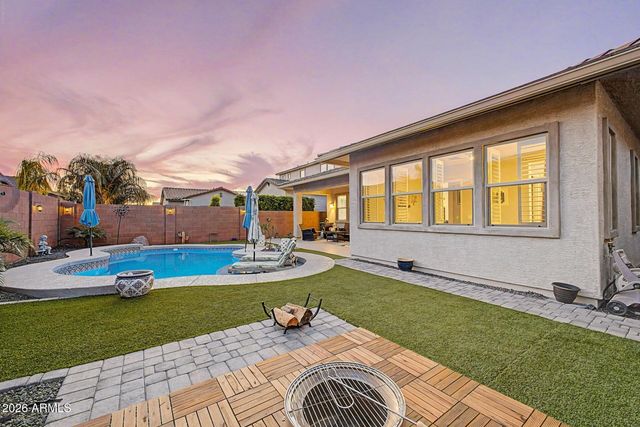 20873 E ARROWHEAD Trail, Queen Creek, AZ 85142