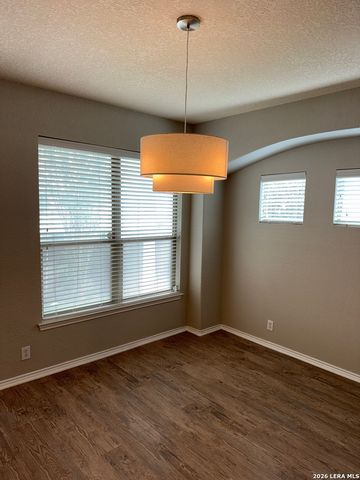 6122 Pecan Tree, San Antonio, TX 78240
