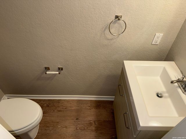 6122 Pecan Tree, San Antonio, TX 78240