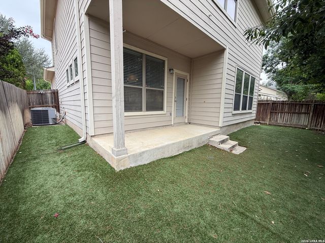 6122 Pecan Tree, San Antonio, TX 78240