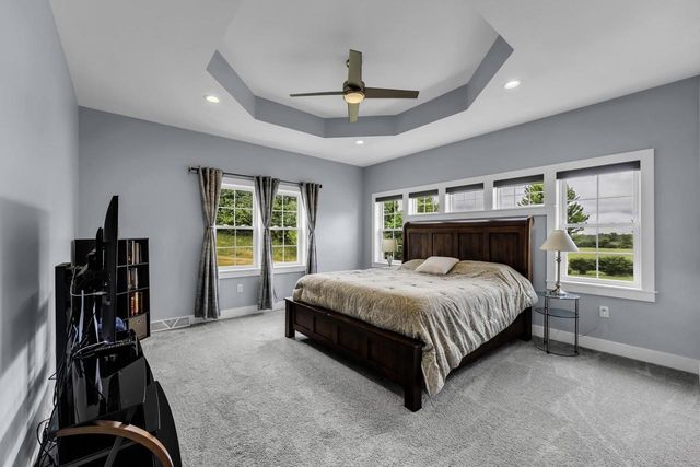 1200 Mohican TRAIL, Waukesha, WI 53189