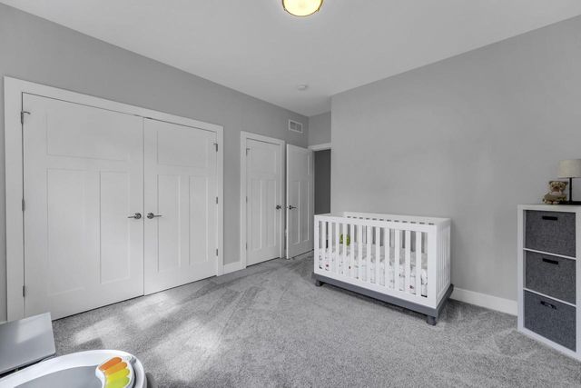 1200 Mohican TRAIL, Waukesha, WI 53189