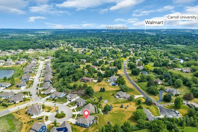 1200 Mohican TRAIL, Waukesha, WI 53189