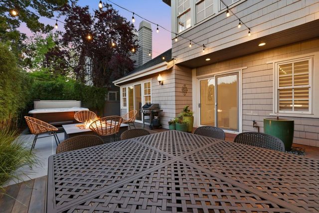 91 Waterside Circle, Redwood City, CA 94065