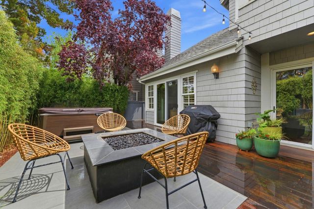 91 Waterside Circle, Redwood City, CA 94065