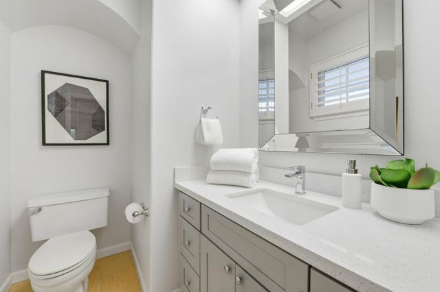 91 Waterside Circle, Redwood City, CA 94065