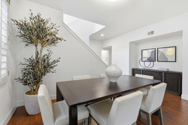 91 Waterside Circle, Redwood City, CA 94065