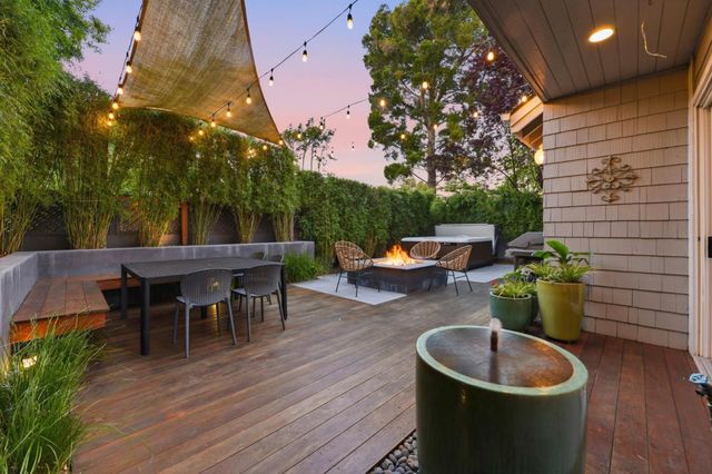 91 Waterside Circle, Redwood City, CA 94065