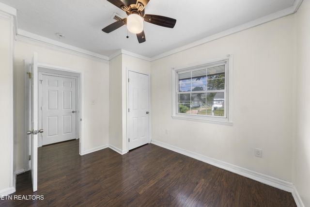 1716 Beaumont Ave, Knoxville, TN 37921