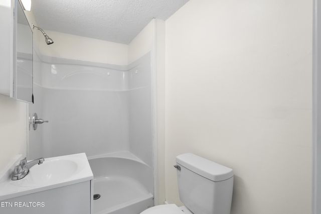 1716 Beaumont Ave, Knoxville, TN 37921