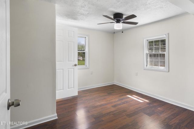 1716 Beaumont Ave, Knoxville, TN 37921