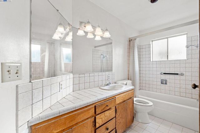 4801 Fair Ave, Oakland, CA 94619