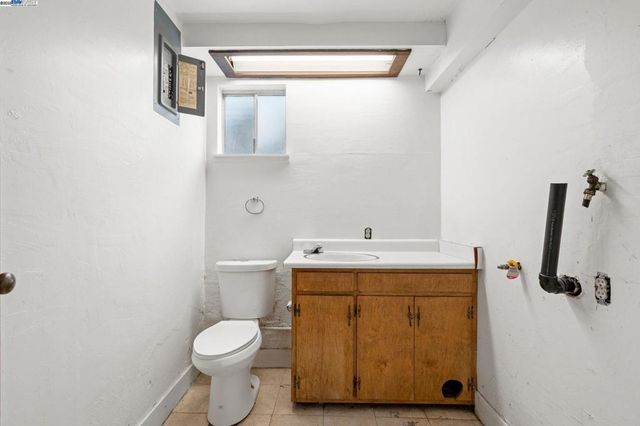 4801 Fair Ave, Oakland, CA 94619