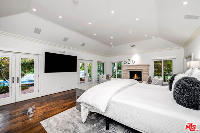 19012 Dorlon Drive, Tarzana (los Angeles), CA 91356
