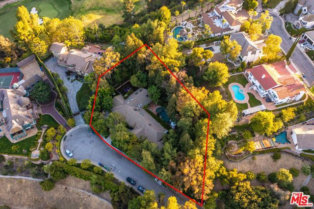 19012 Dorlon Drive, Tarzana (los Angeles), CA 91356