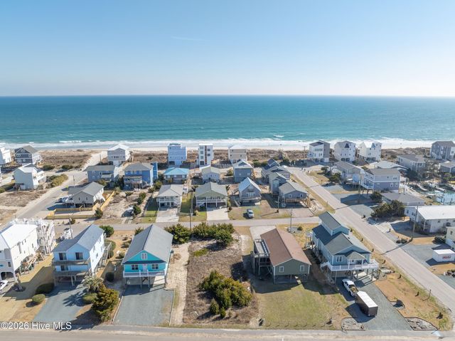 1707 S Anderson Boulevard, Holly Ridge, NC 28445