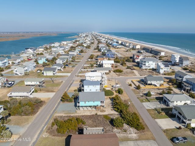 1707 S Anderson Boulevard, Holly Ridge, NC 28445