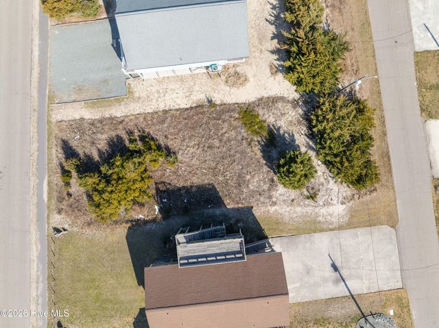 1707 S Anderson Boulevard, Holly Ridge, NC 28445