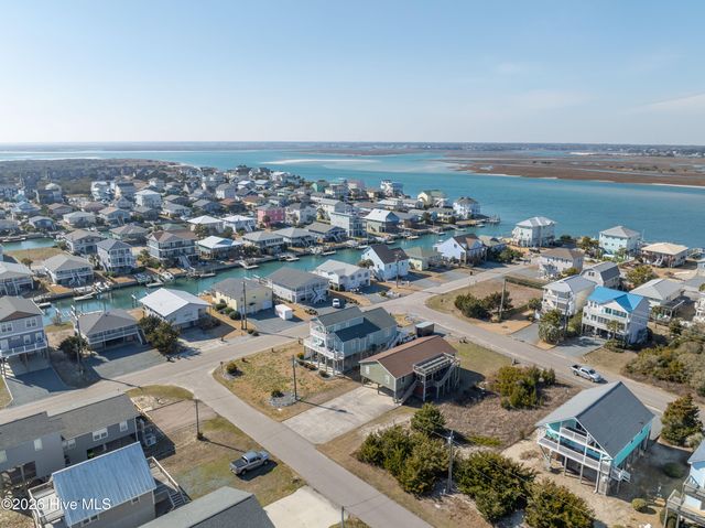 1707 S Anderson Boulevard, Holly Ridge, NC 28445