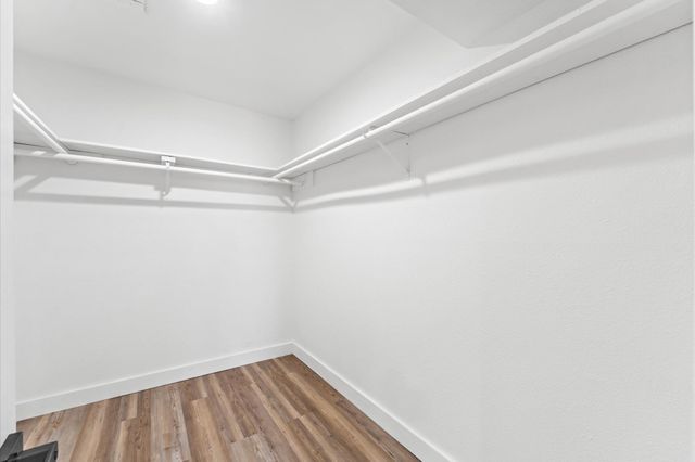 17331 Red Oak Drive 14, Houston, TX 77090