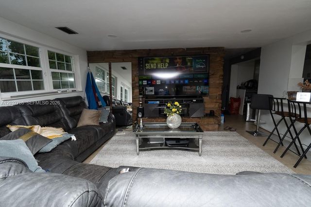 5941 NW 14th Court 1, Sunrise, FL 33313