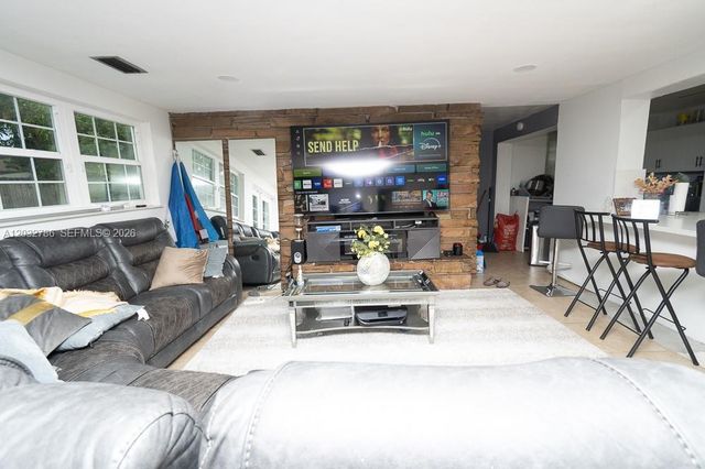 5941 NW 14th Court 1, Sunrise, FL 33313