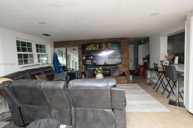 5941 NW 14th Court 1, Sunrise, FL 33313