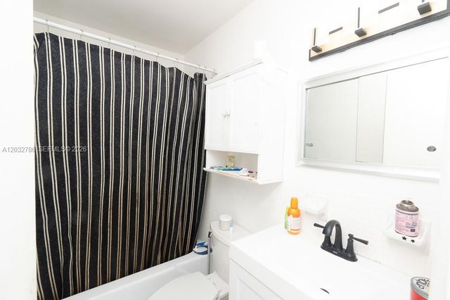 5941 NW 14th Court 1, Sunrise, FL 33313