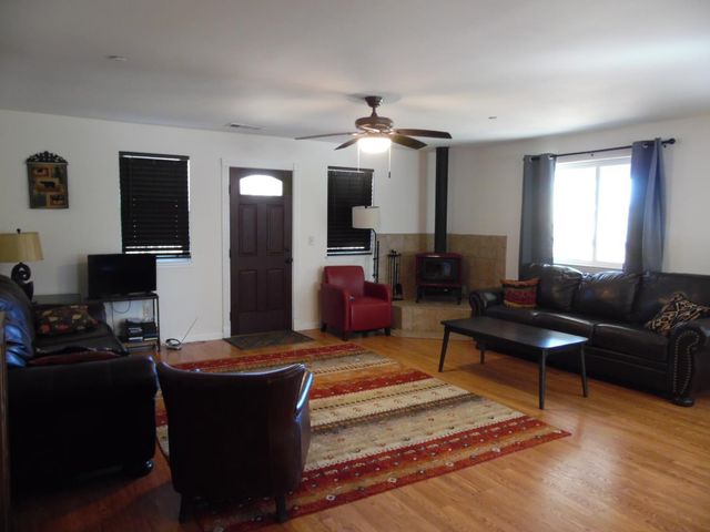 10006 Wendell Rd, Mountain Ranch, CA 95246